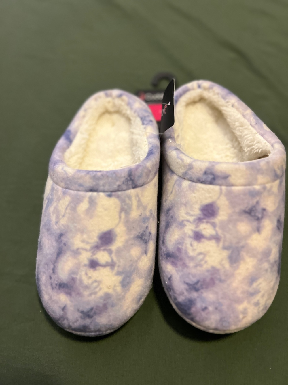 Cuddl Duds Lavender and White Tie-Dye Kids Slippers Size S 1-2